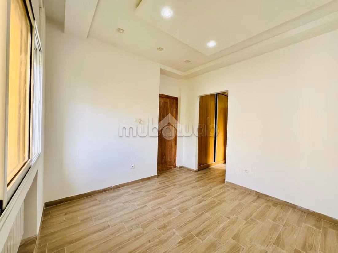 Etage de villa en location