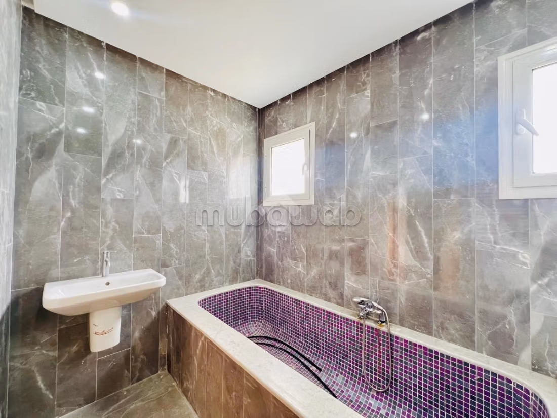 Etage de villa en location