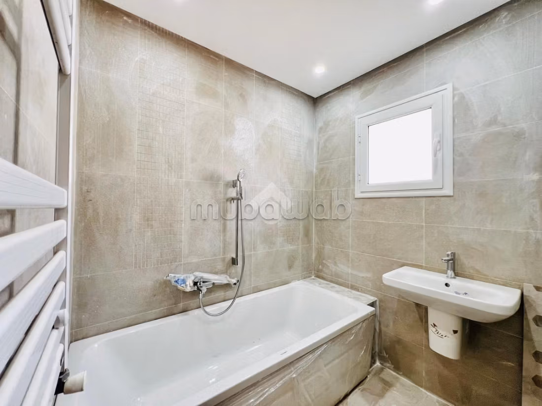 Etage de villa en location