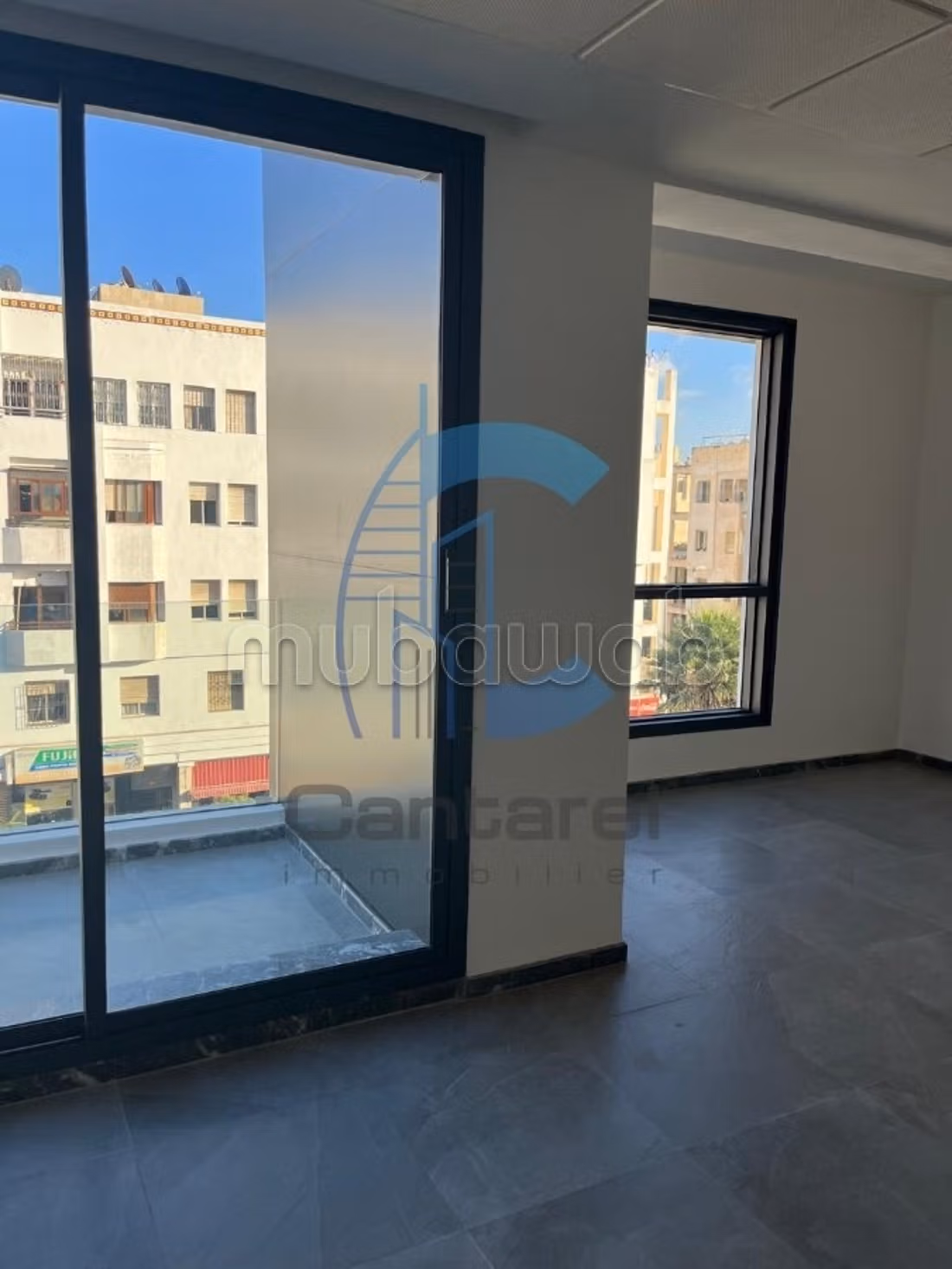 Sidi Maarouf: 2 modern office floors available for rent