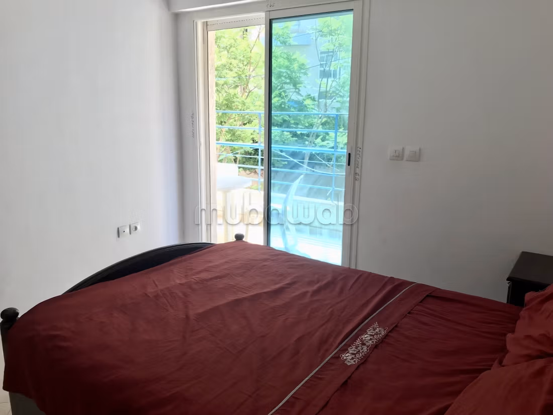 Appartement terrasse proche de la corniche