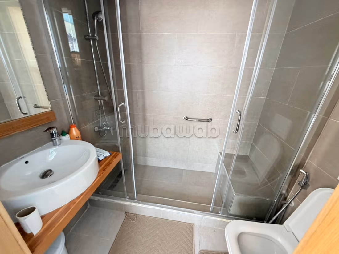 Luxury home for sale. 4 beautiful rooms. Usable fireplace, General air conditioning