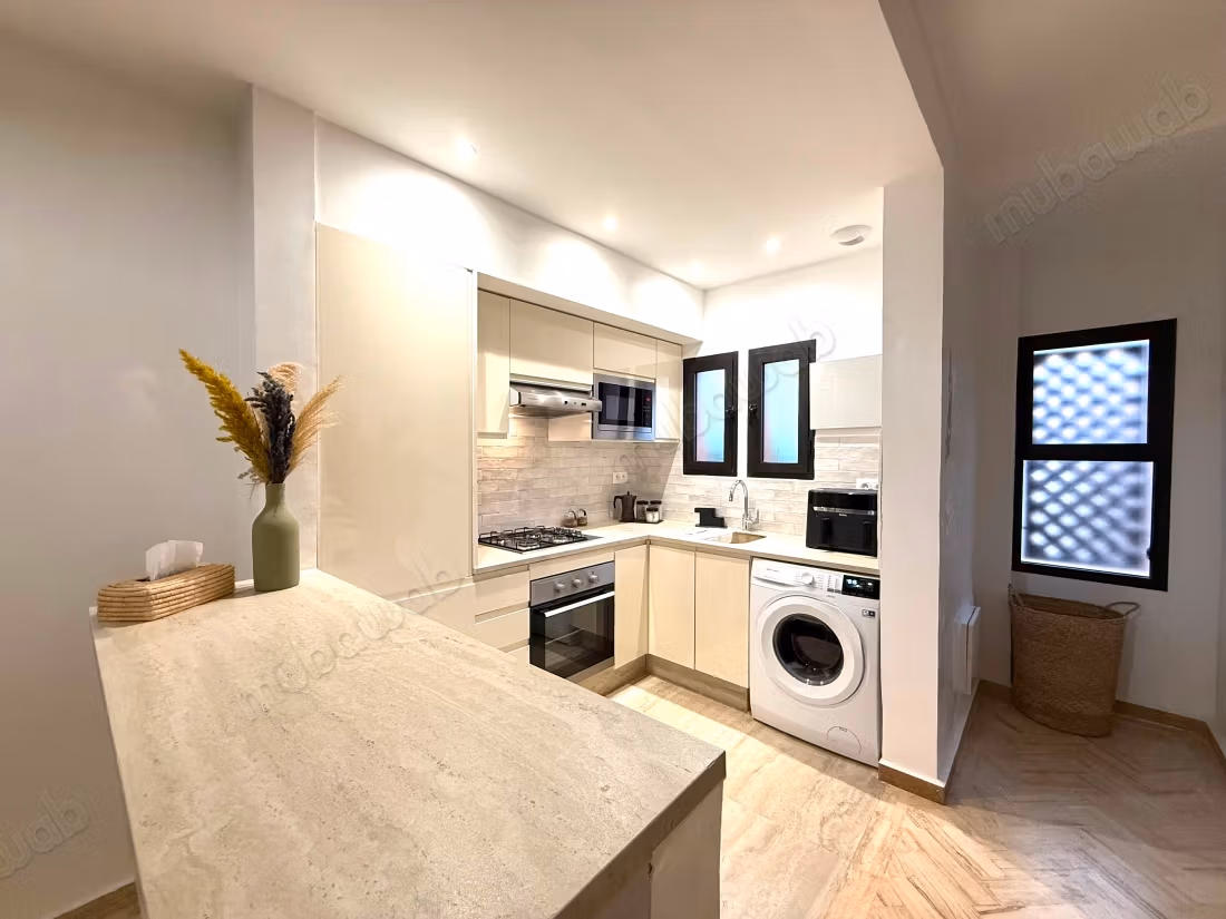 À vendre – Magnifique appartement chic et moderne entièrement meublé à atlas golf