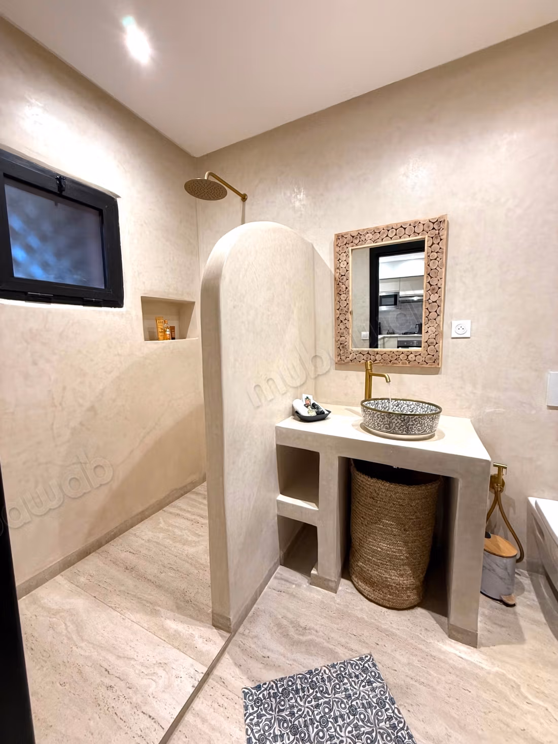 À vendre – Magnifique appartement chic et moderne entièrement meublé à atlas golf