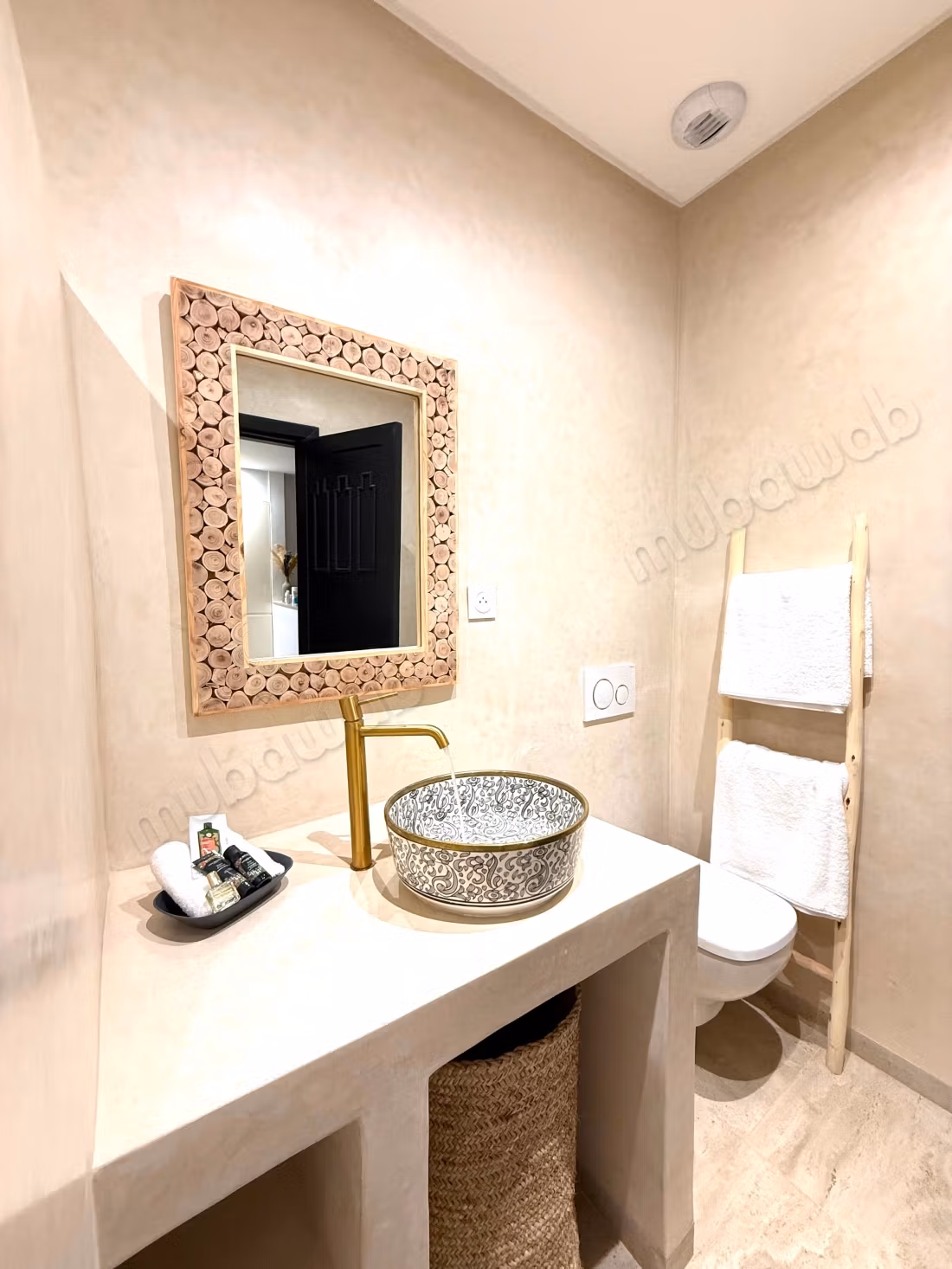 À vendre – Magnifique appartement chic et moderne entièrement meublé à atlas golf