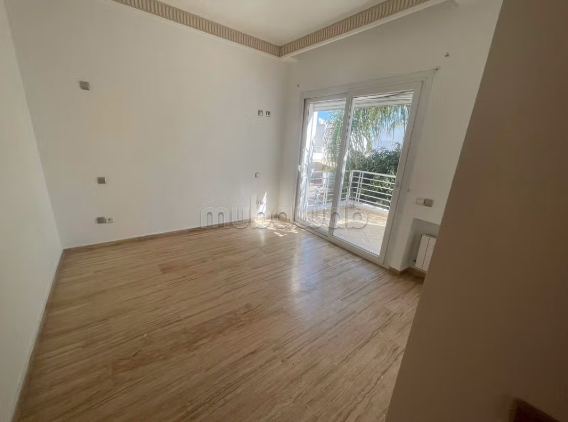Villa de luxe à louer à Californie. Superficie 510 m². Tout confort avec cheminée et climatisation