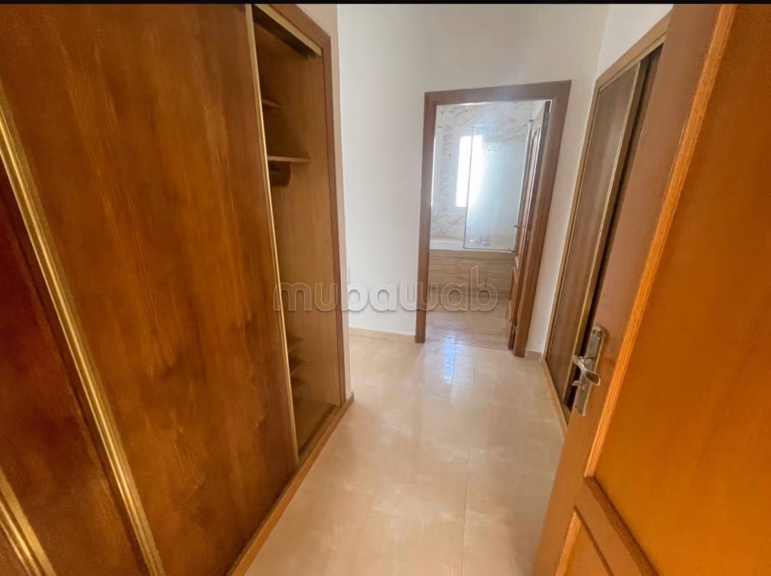 Villa de luxe à louer à Californie. Superficie 510 m². Tout confort avec cheminée et climatisation