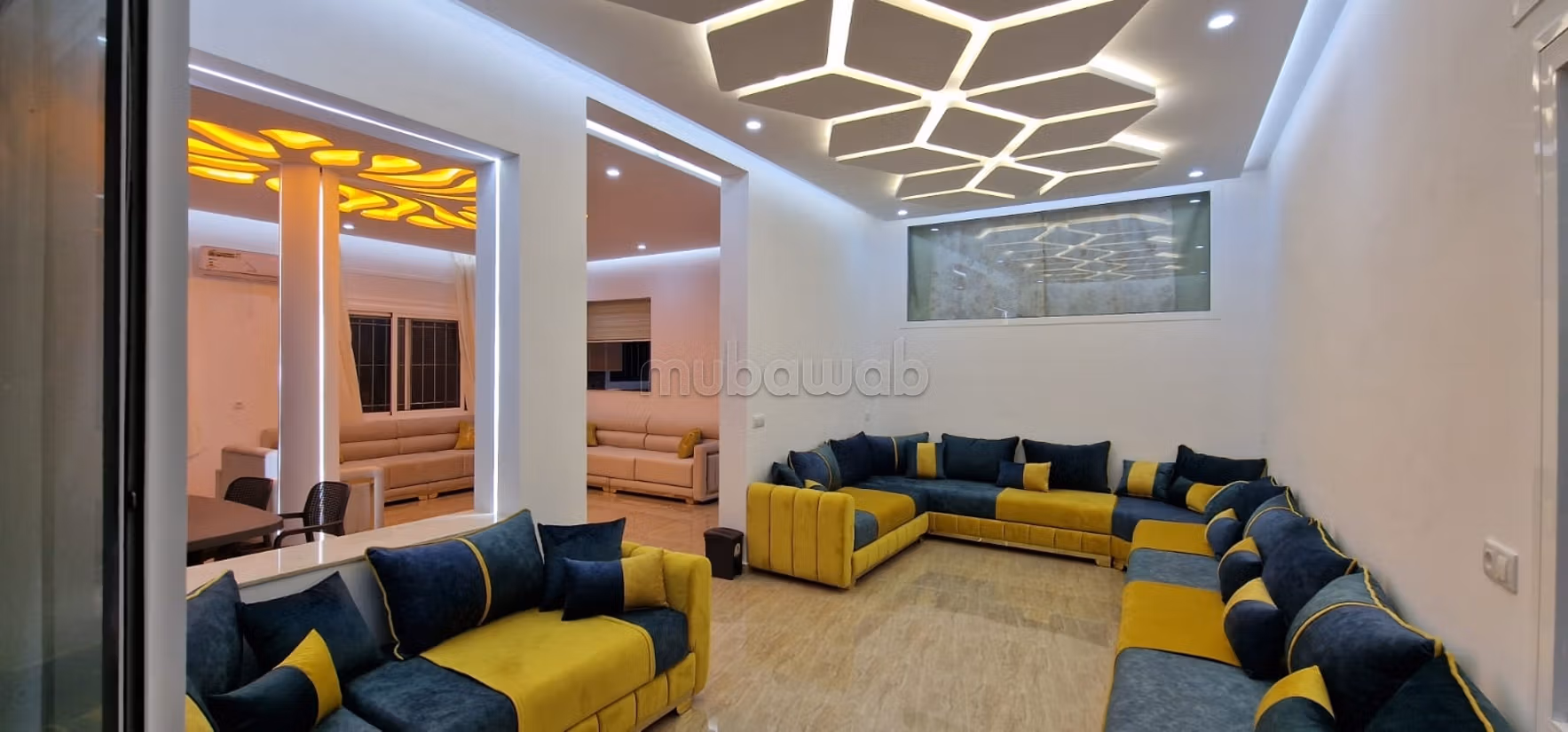 Casa de lujo en venta. 4 habitaciones confortables. Mobiliario