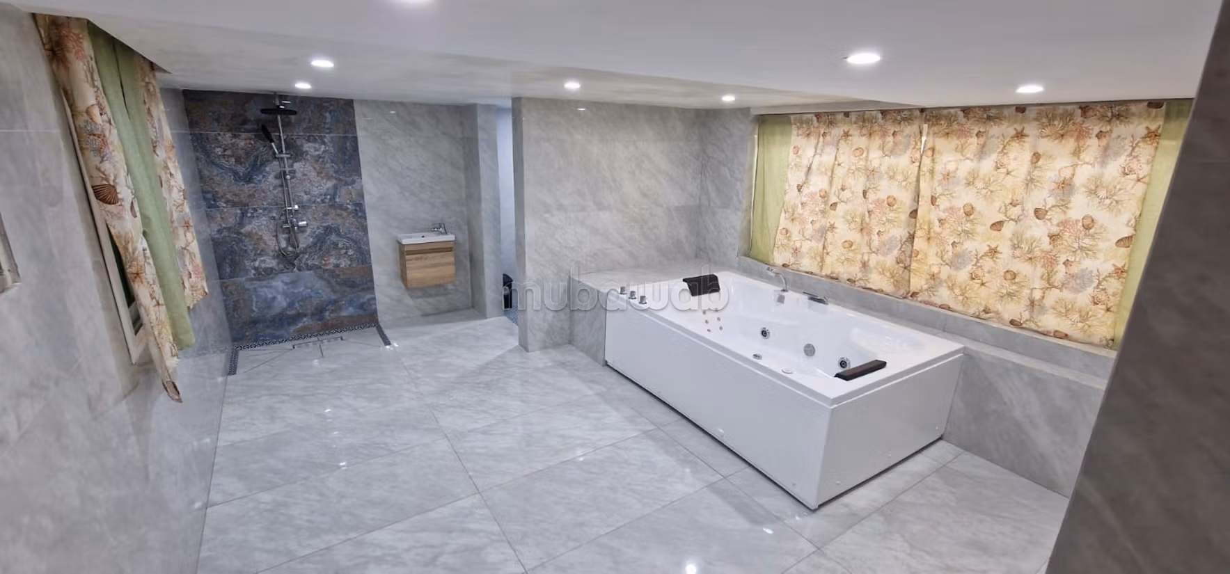 Casa de lujo en venta. 4 habitaciones confortables. Mobiliario