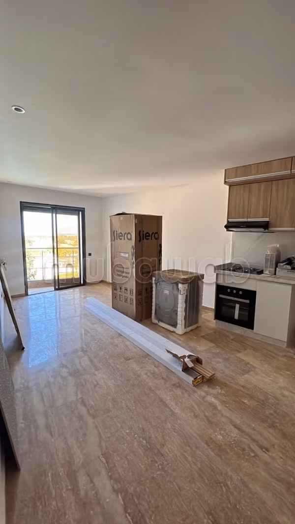 Appartamento in affitto a Aviation Mabella. 1 camera da letto. Lavatrice