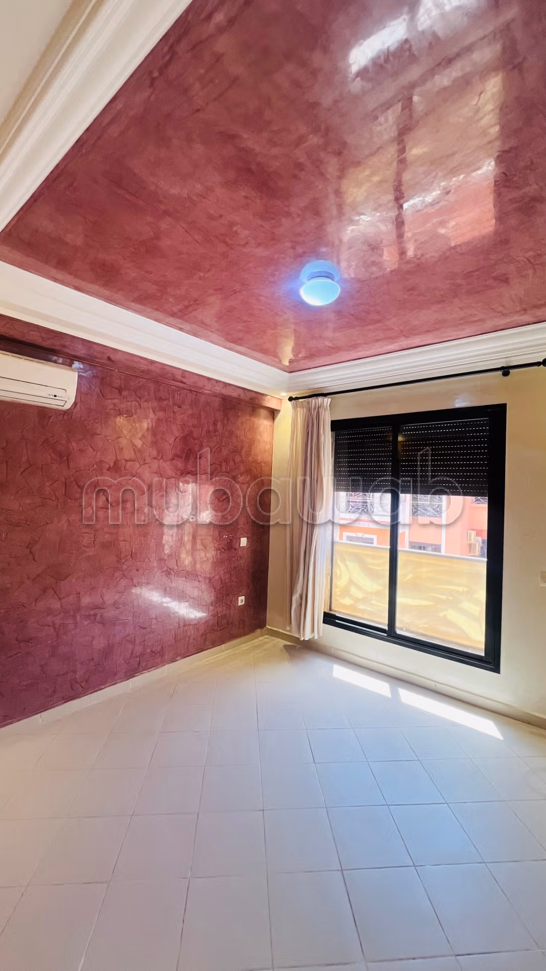 Louez cet appartement à Route Casablanca.
Superficie 150 m².
Places de parking et terrasse