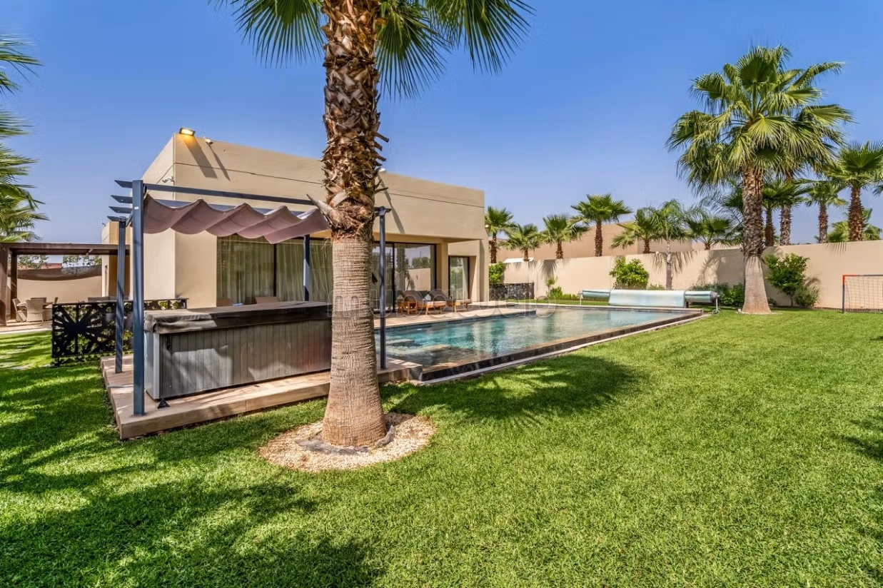 Villa contemporaine, Route de Ouarzazate