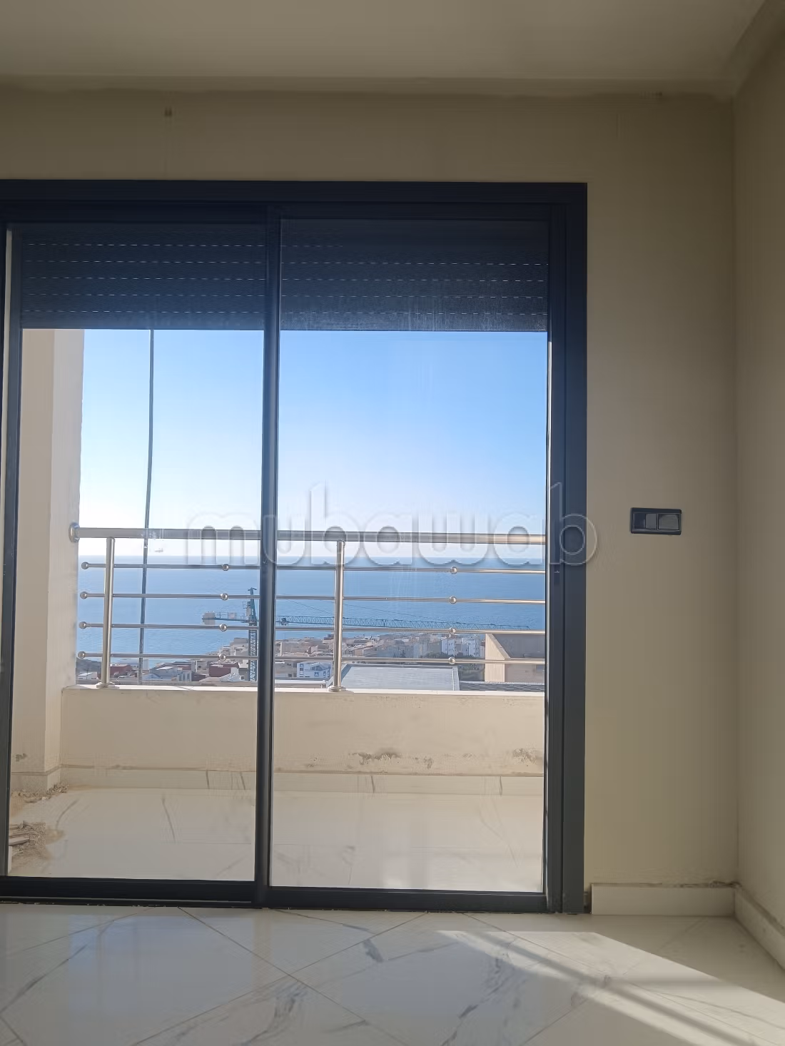 Vente d'un bel appartement à Al Hoceima.
Superficie 95 m².
Ascenseur et terrasse