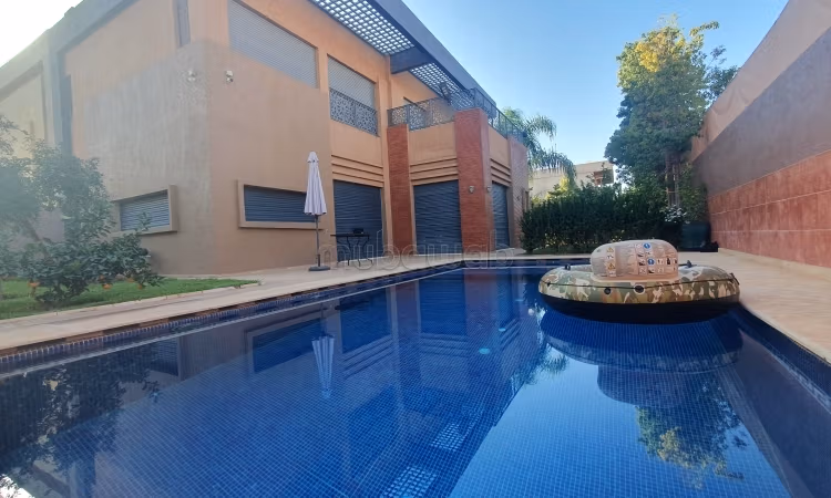 In vendita - splendida villa moderna sulla strada Ourika km. 9