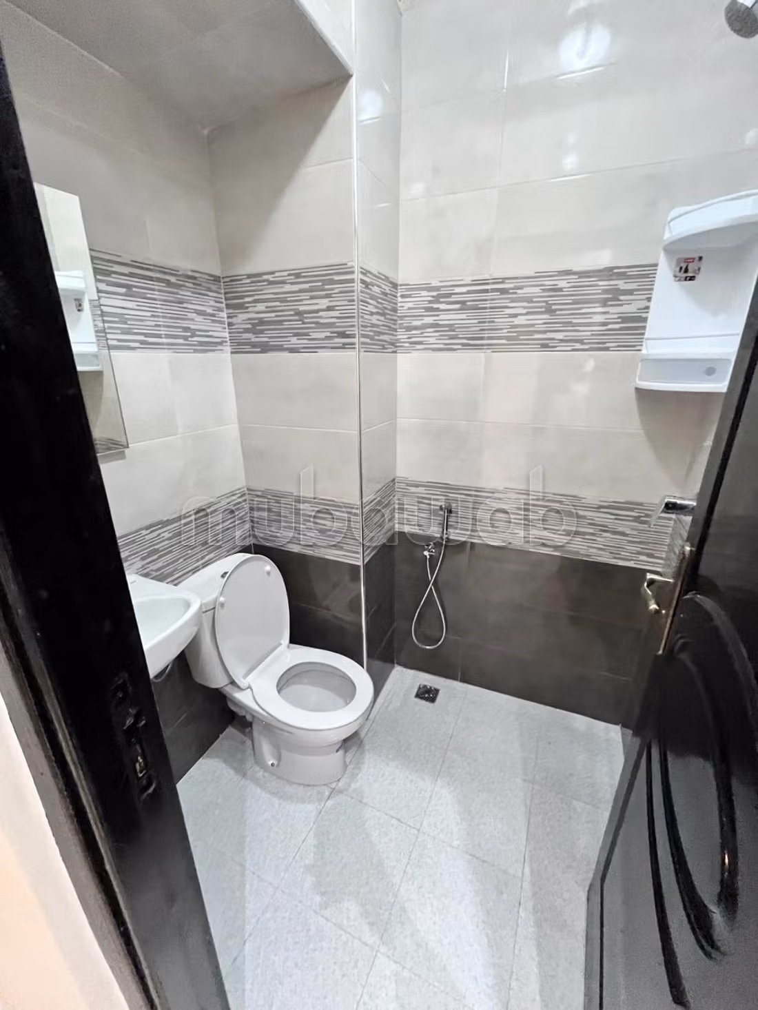 Joli appartement neuf meublé jamais habité, Agadir