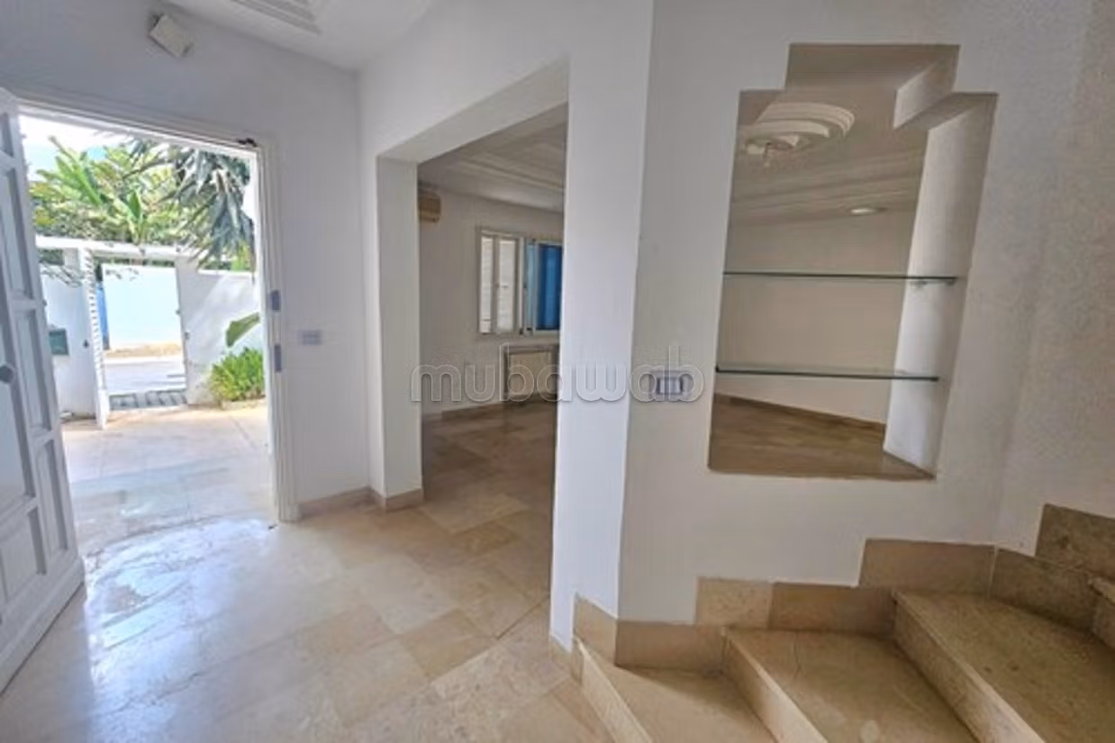 Villa de luxe à louer à La Marsa Stade