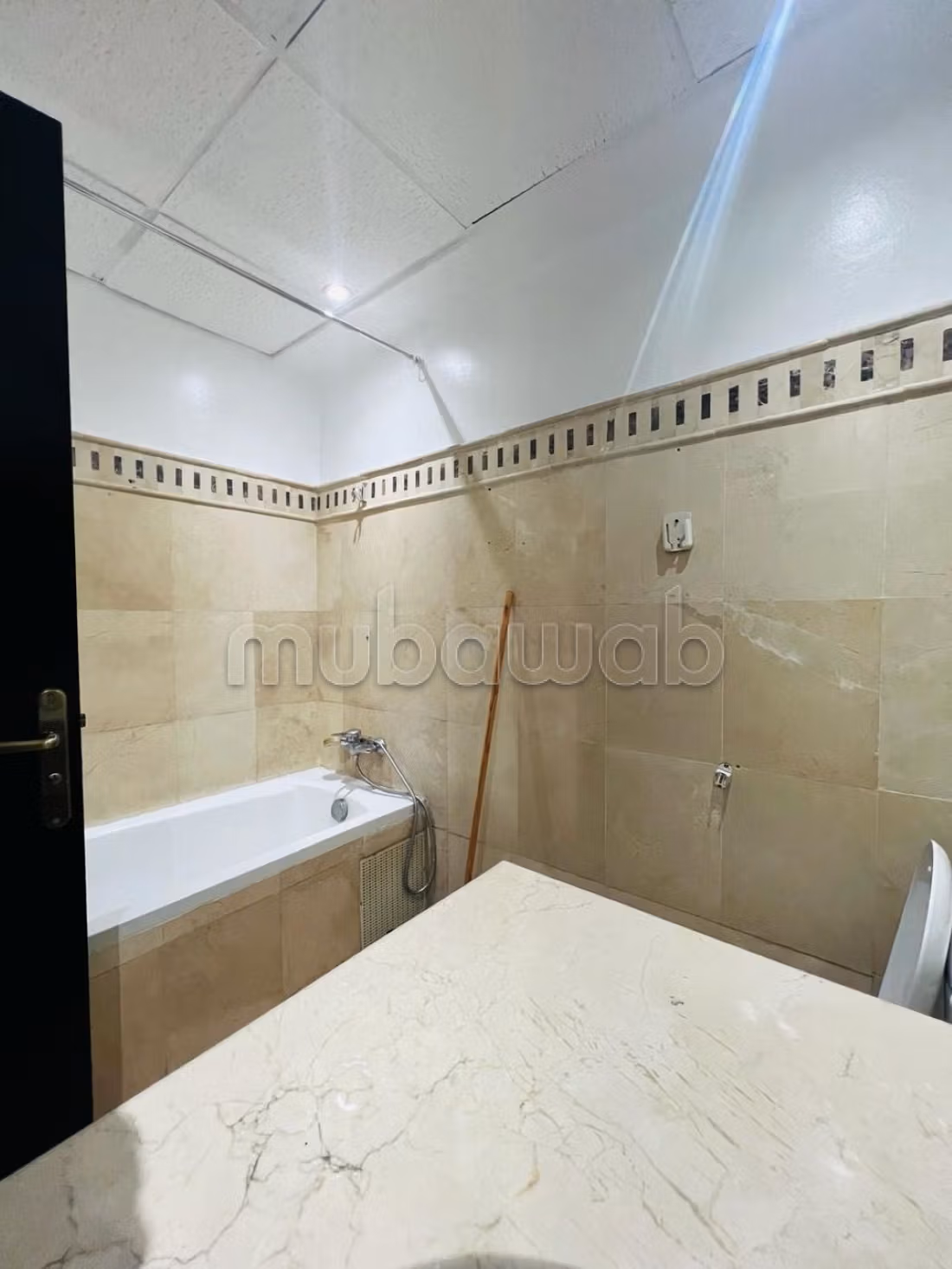 Appartement de vacances à louer à Guéliz. 4 pièces. Salon Marocain, sécurité