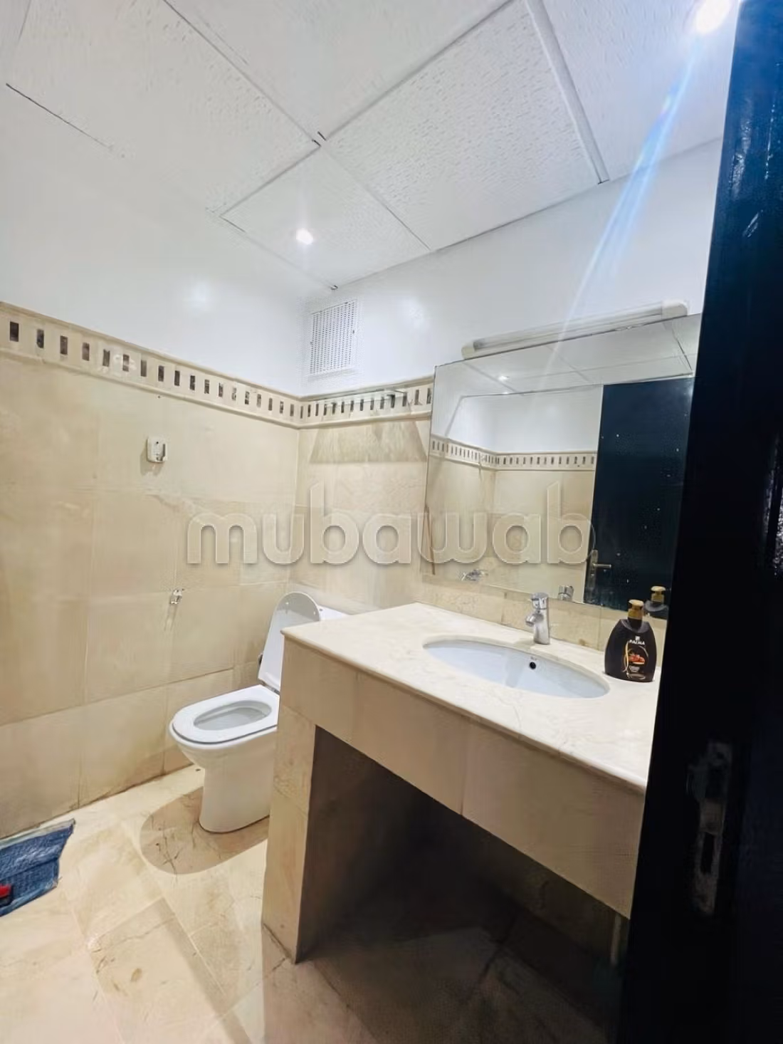 Appartement de vacances à louer à Guéliz. 4 pièces. Salon Marocain, sécurité