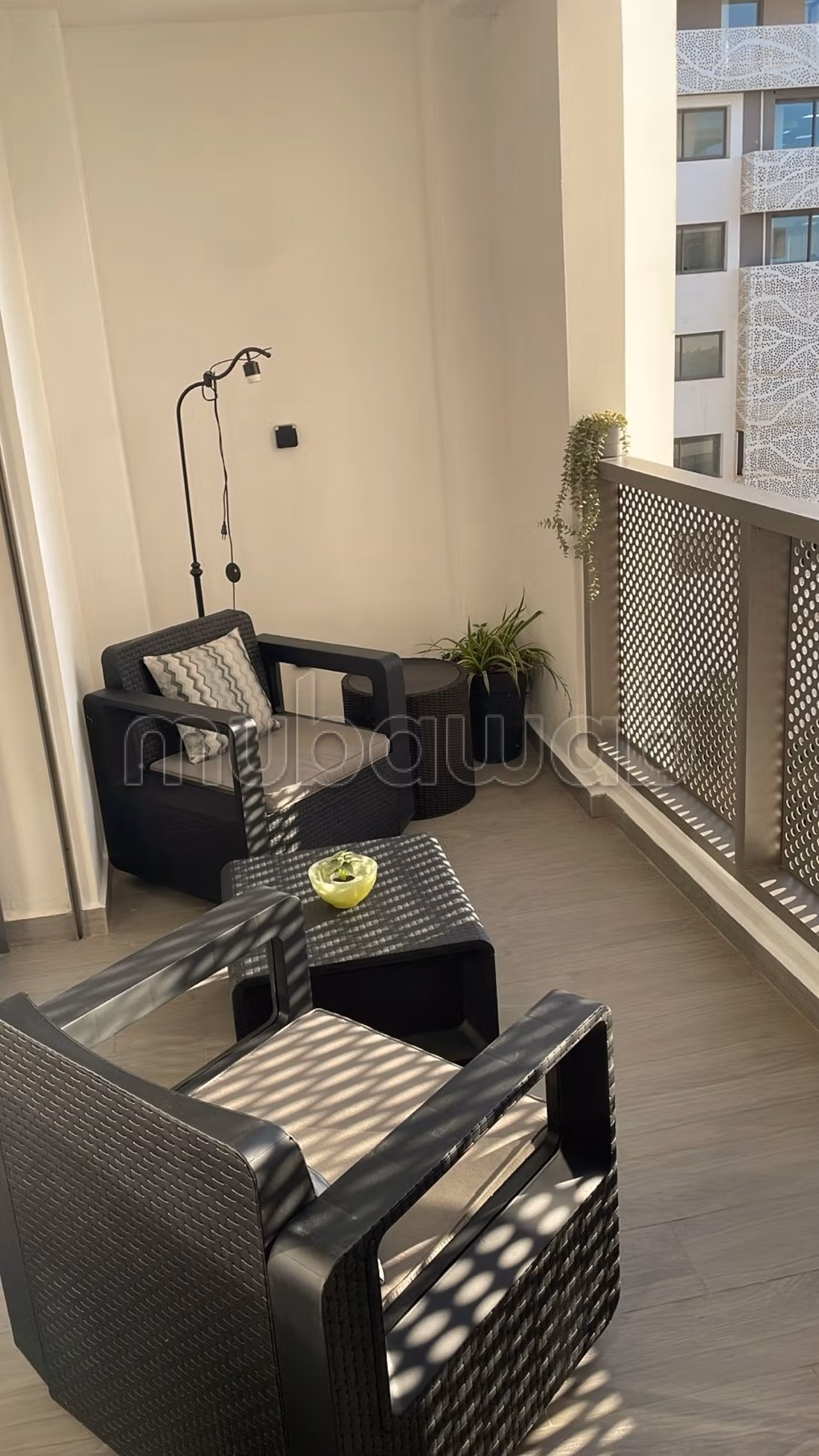 Super Studio Meublé à Louer au coeur de CFC — 5