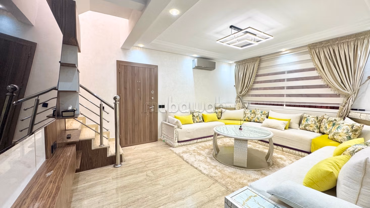 Vente d'un beau duplex avec piscine à Hay Mabrouka. 5 grandes pièces. Meublé — 3