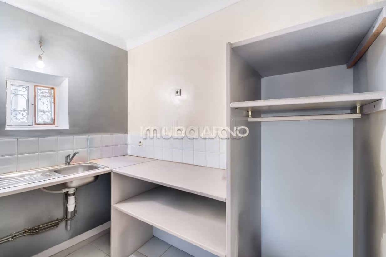 FOUDOUNK 80m² 
Medersa Ben Youssef 
4 Chambres