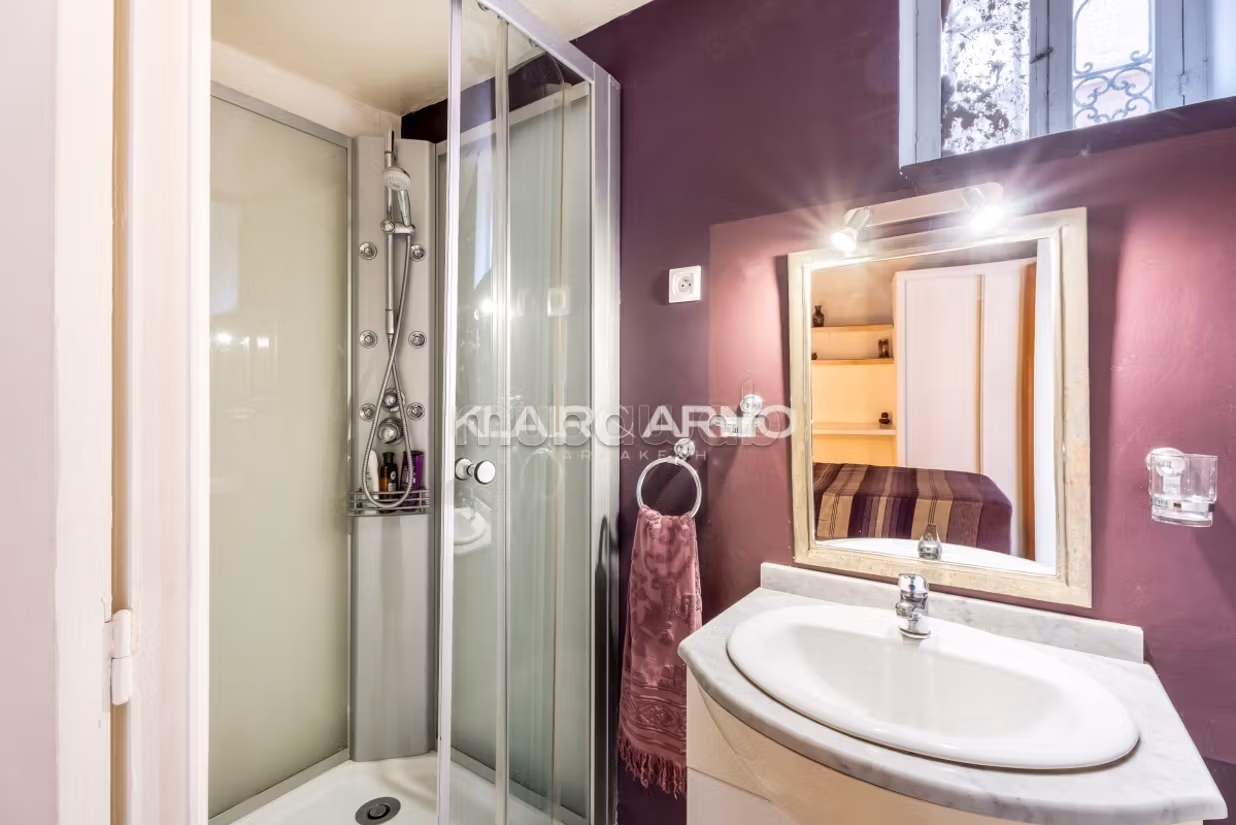 FOUDOUNK 80m² 
Medersa Ben Youssef 
4 Chambres