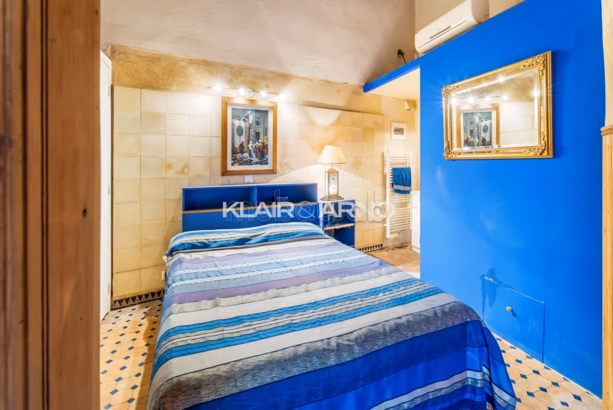 FOUDOUNK 80m² 
Medersa Ben Youssef 
4 Chambres