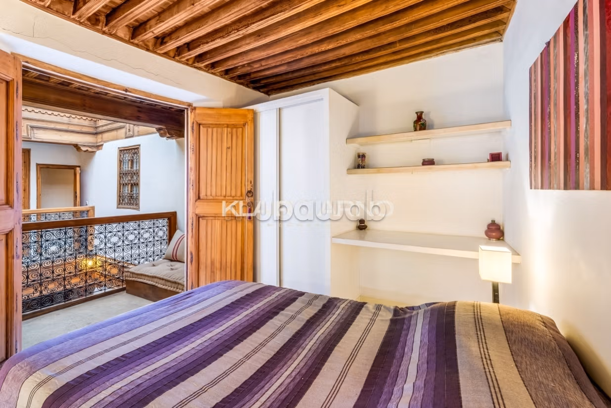 FOUDOUNK 80m² 
Medersa Ben Youssef 
4 Chambres