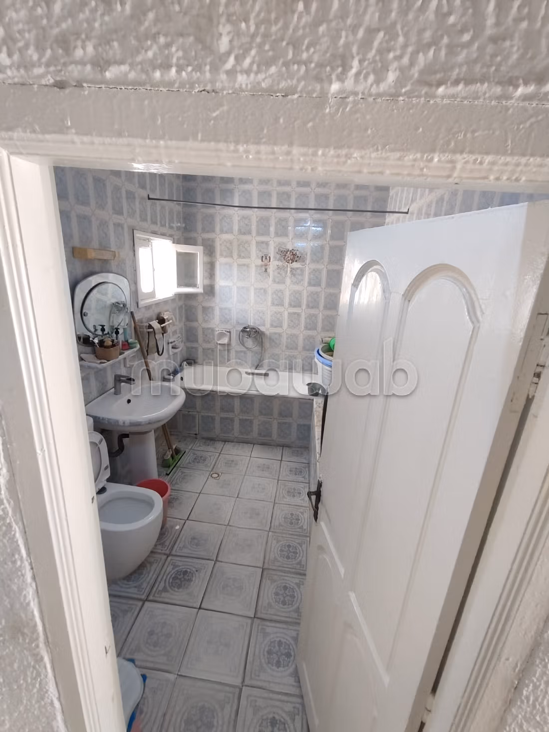 Maison à l'achat à El Ouardia.
Surface de 132 m²