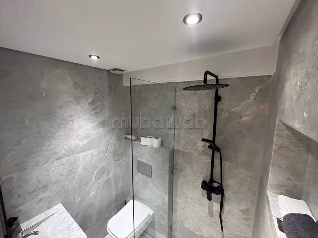 Exceptional duplex in a residence with swimming pool