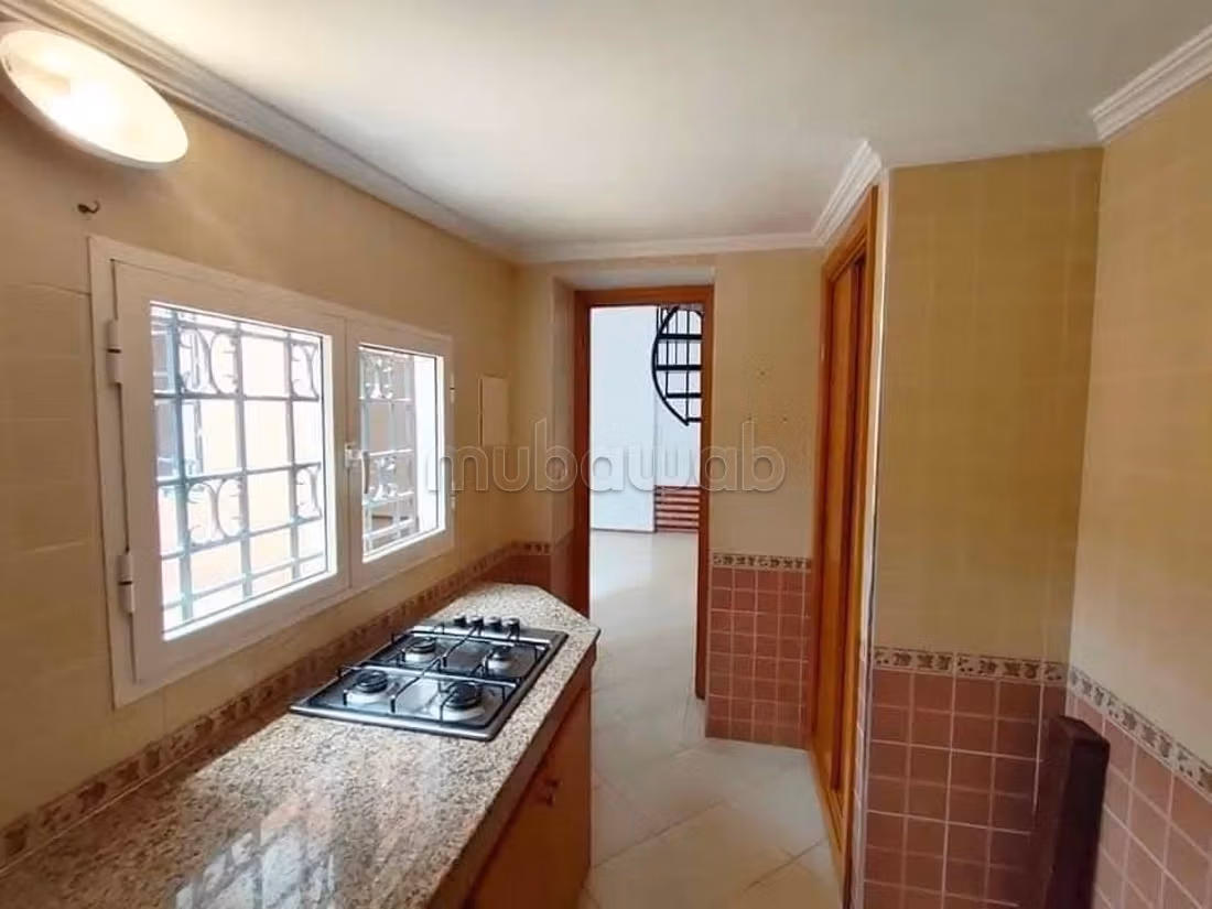 Duplex 80m² Ain Diab 7000 dh