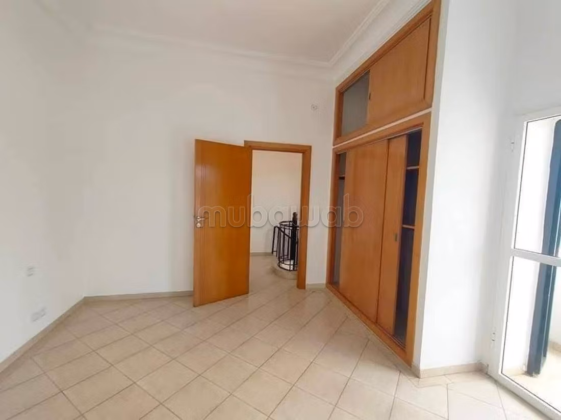 Duplex 80m² Ain Diab 7000 dh
