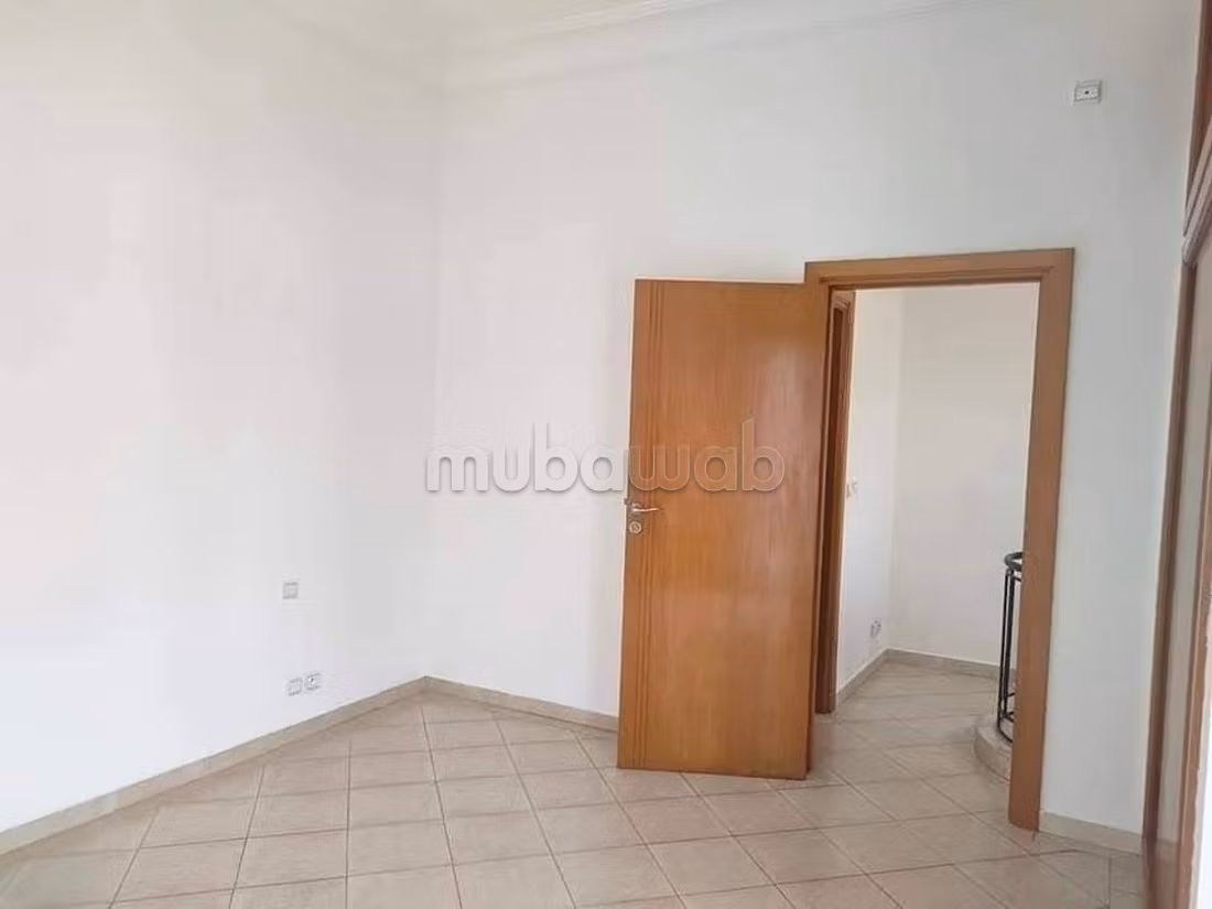 Duplex 80m² Ain Diab 7000 dh