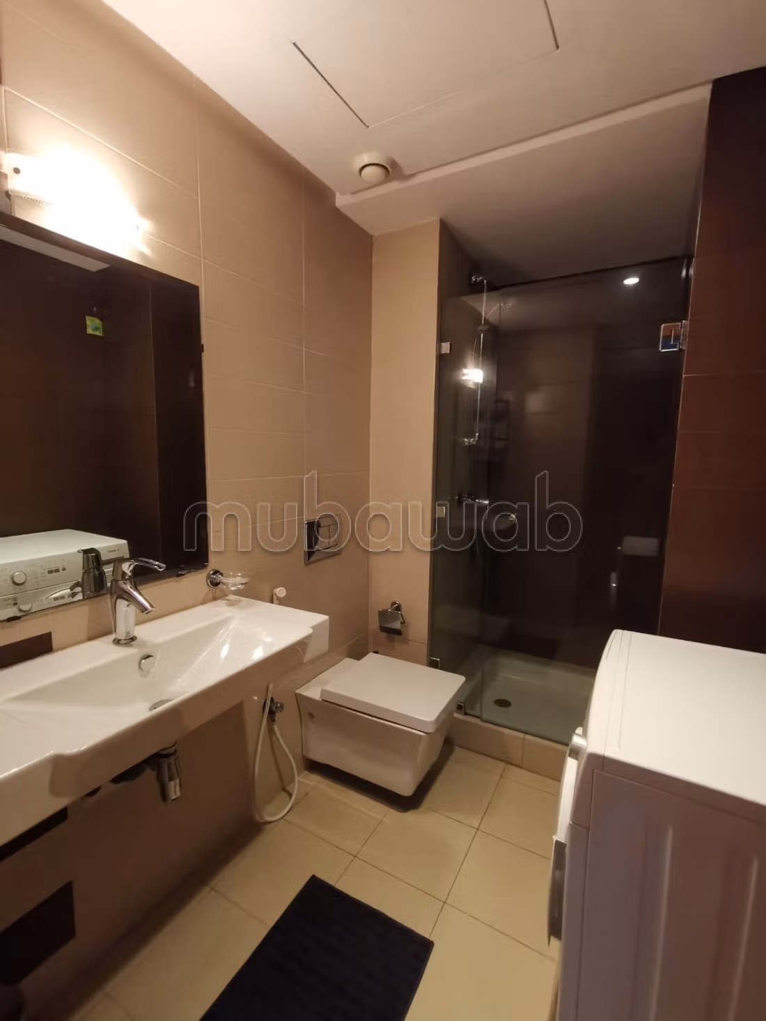 Two-bedroom apartment for rent with park view