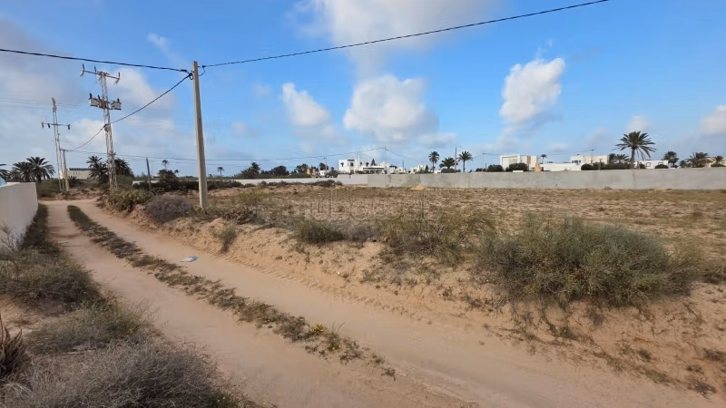Terreno con Vista Mare da Cogliere 2.500 m²