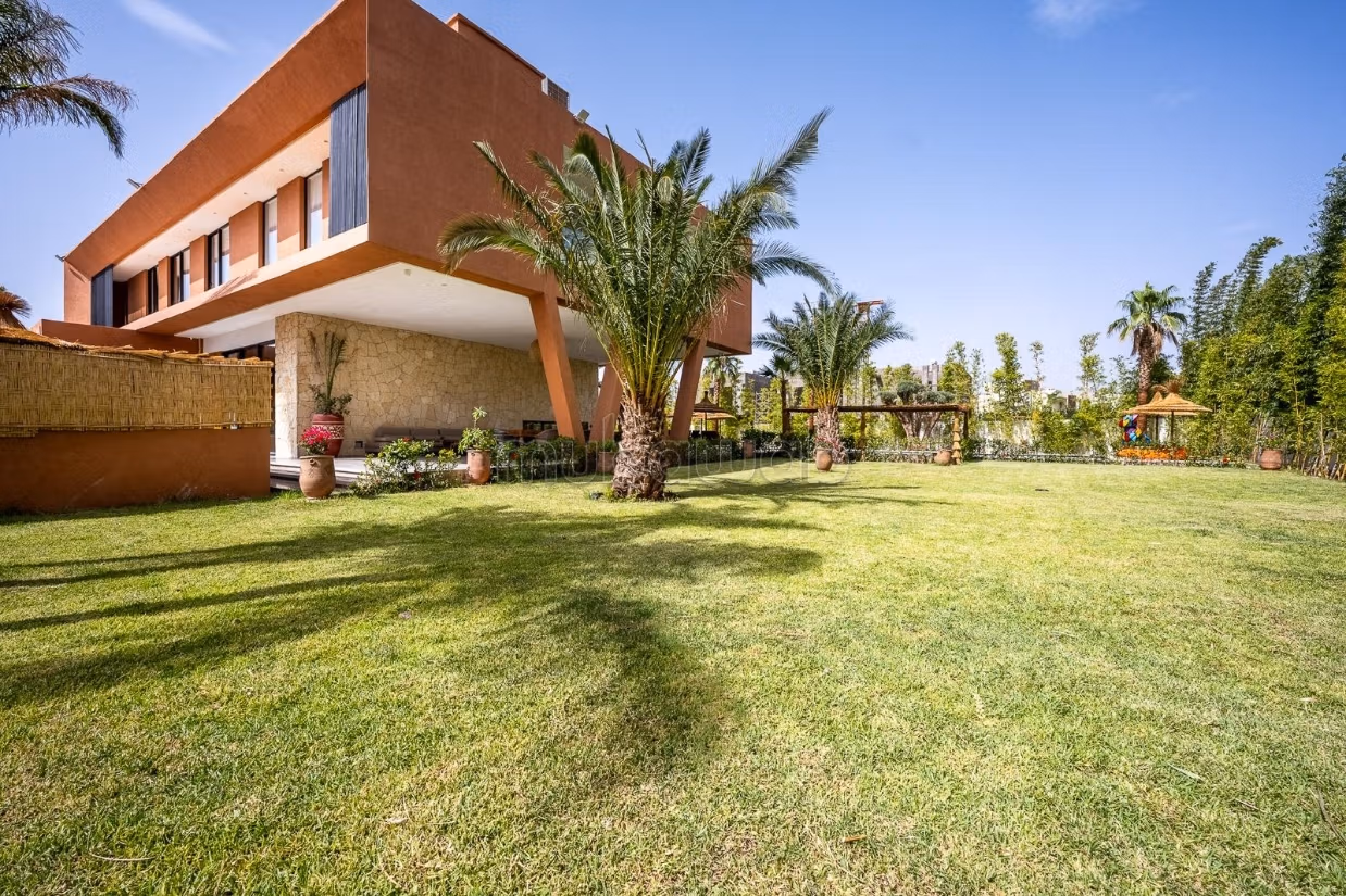 Villa in Affitto per Vacanze ad Agdal Marrakech