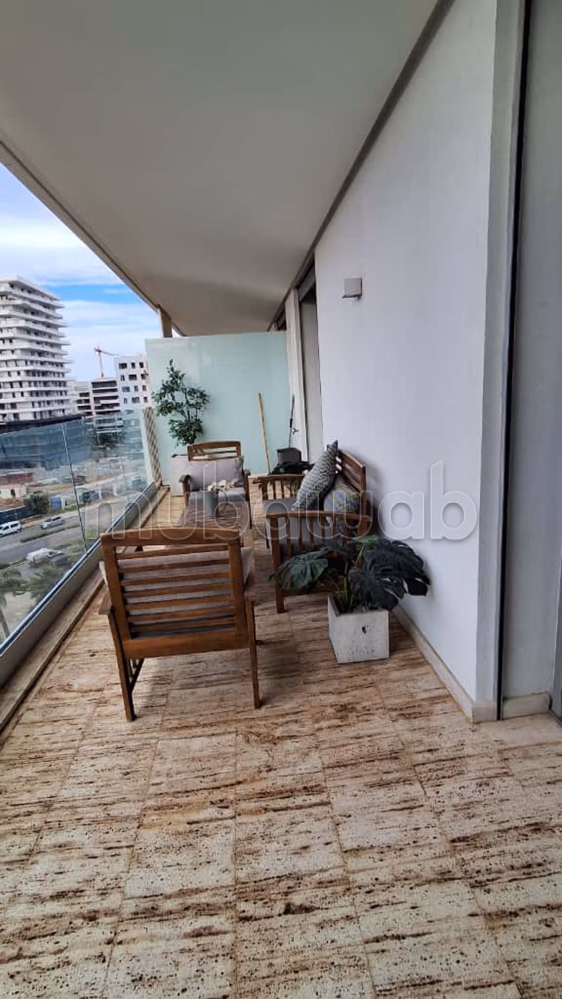 Perle rare à CFC: studio avec terrasse, parking et accès mall — 6