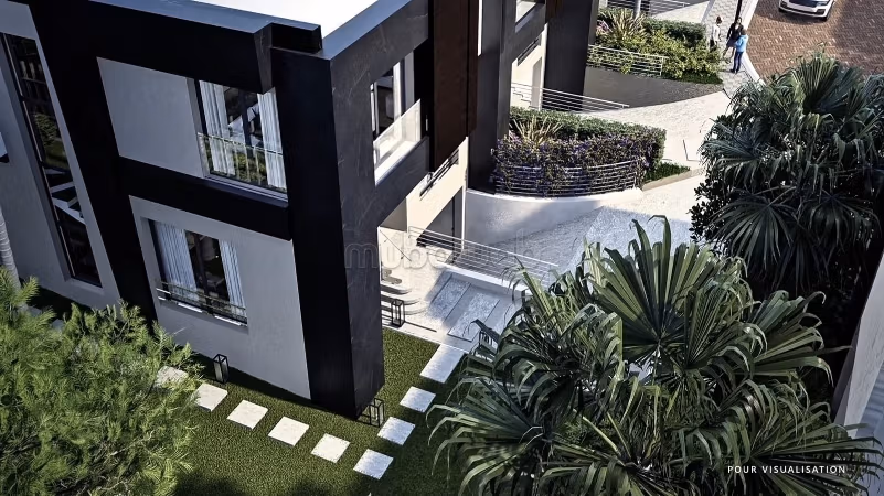 Splendide villa à vendre à Achakar. Surface de 546 m². Places de stationnement et jardin