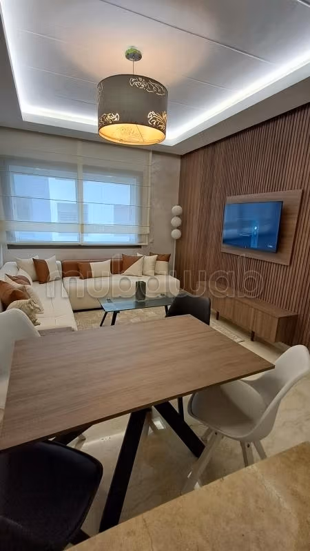 Très bel appartement en location à Les princesses.
Surface de 45 m².
Meublé