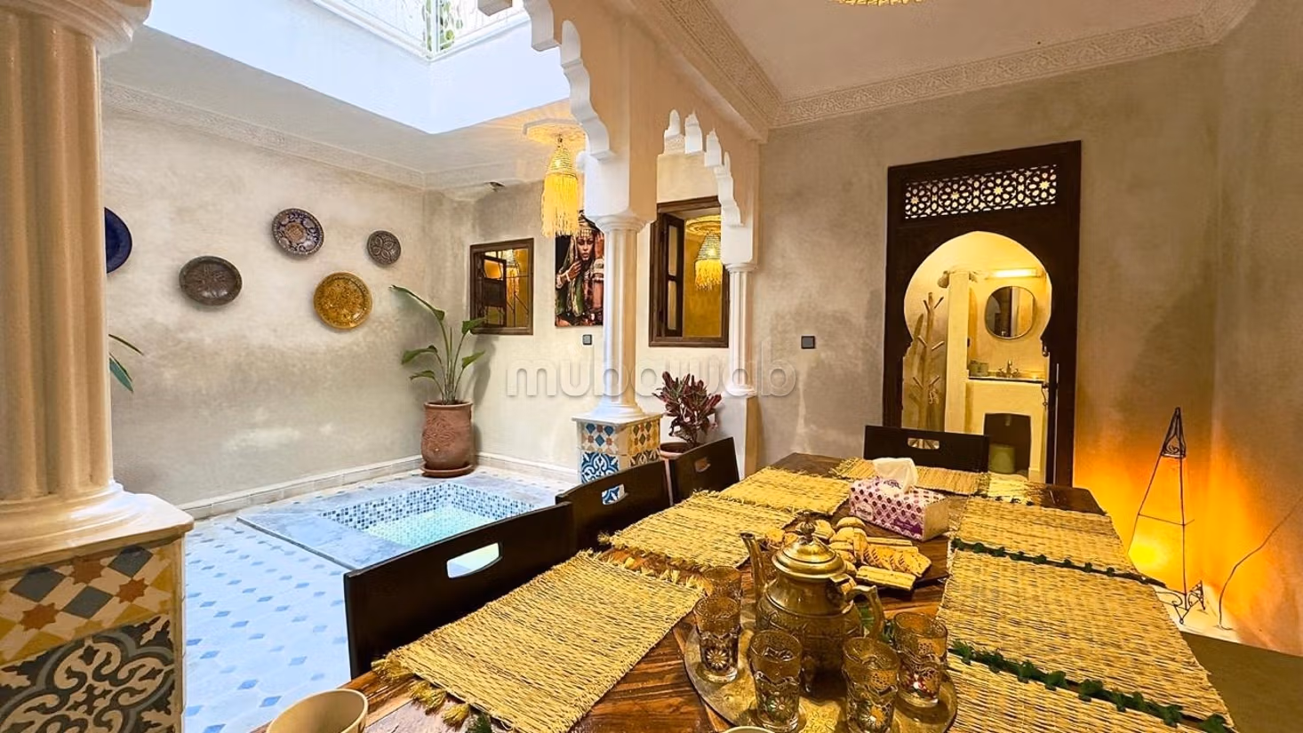 Trouvez votre riad à acheter à Ben Saleh.
Surface totale 200 m².
Climatisation et piscine