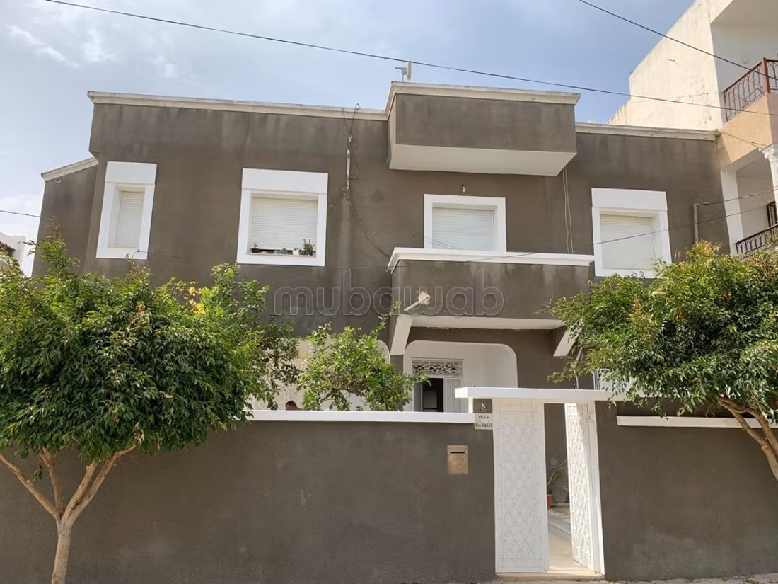 Bella villa S2 con giardino e terrazze - La Marsa
