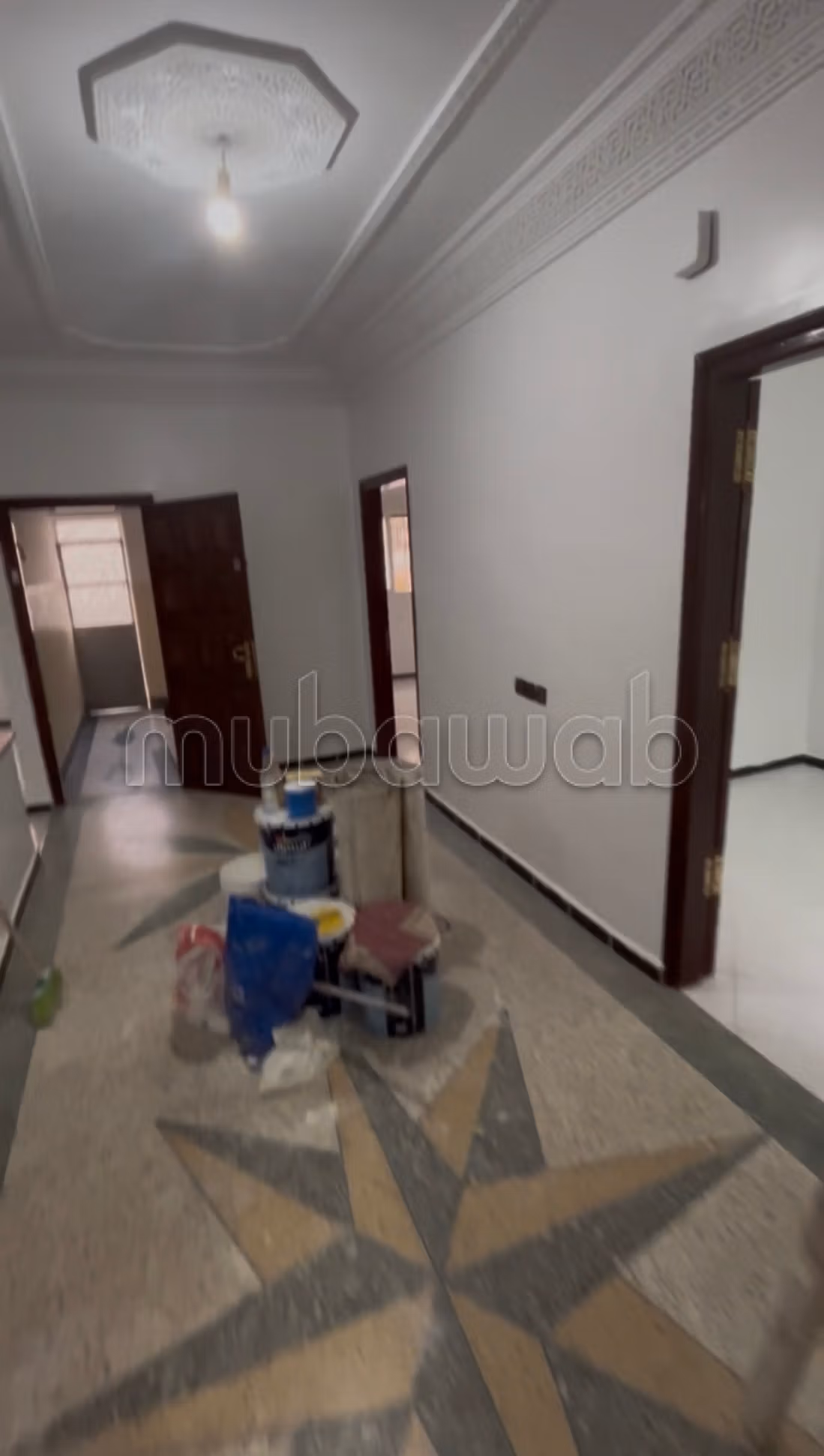 Une maison propre à vendre et un quartier calme