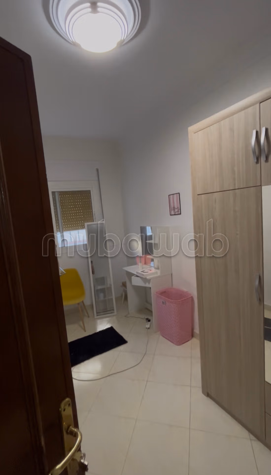 Une maison propre à vendre et un quartier calme