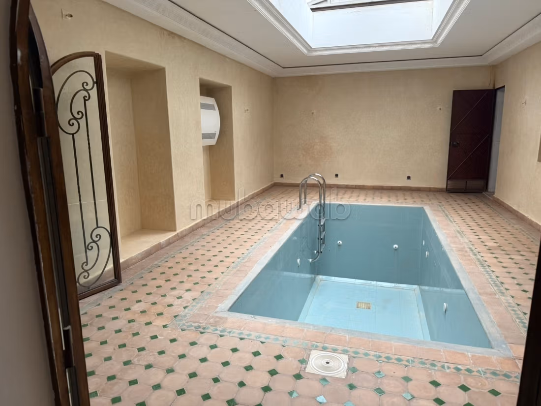 Deux villas à vendre 
VNA route d’amizmiz