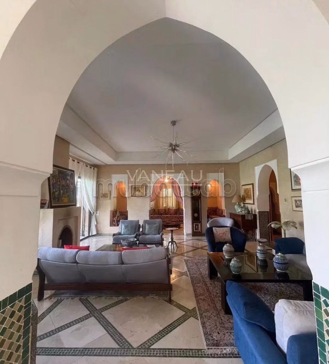 Villa avec terrain de 1/2 hectare