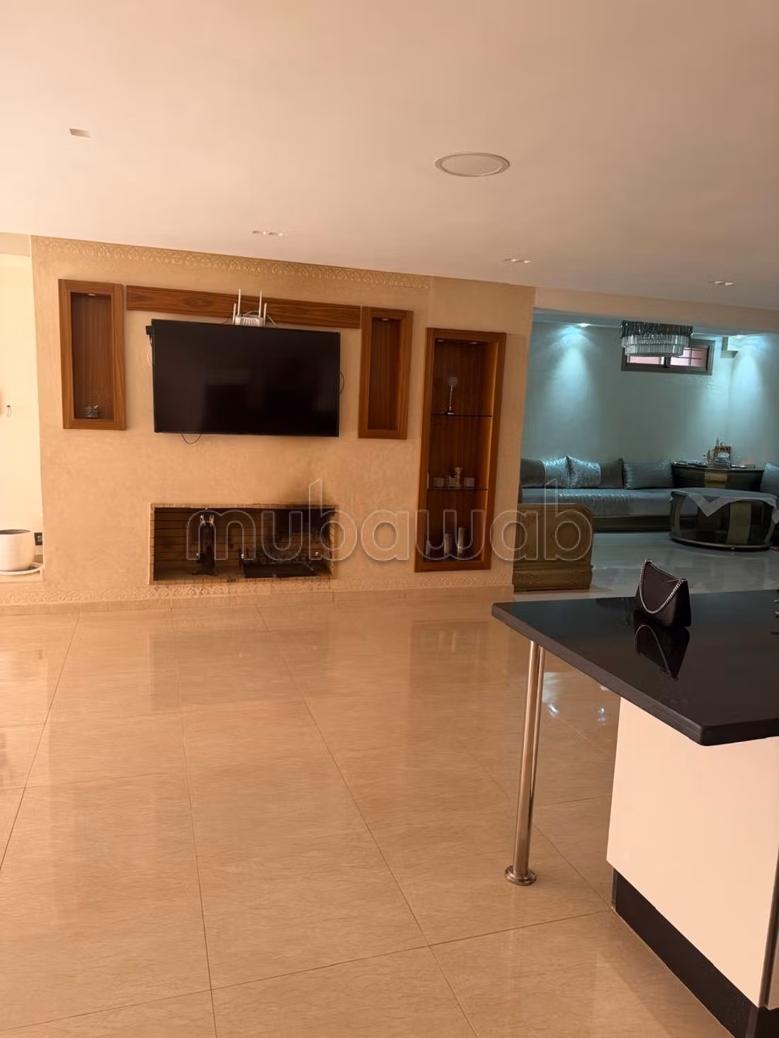 Villa de haut standing à louer à Route de l'Ourika.
Superficie 300 m²