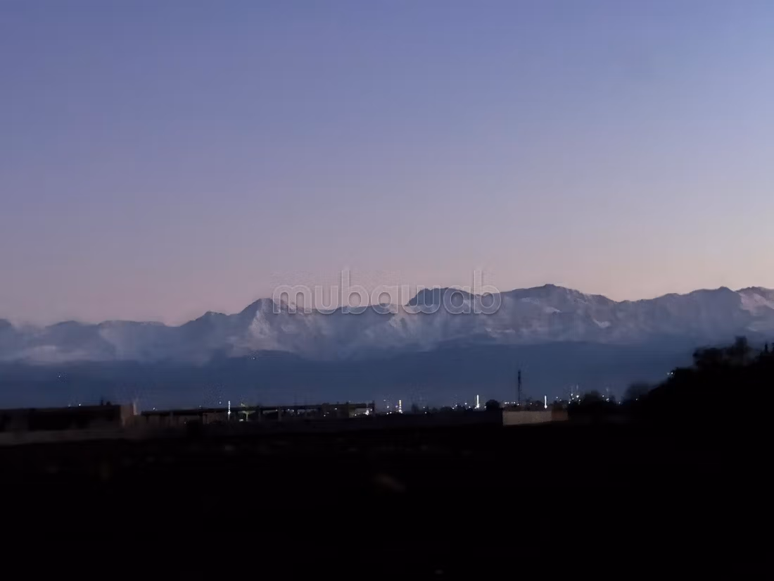 Terrain 2000 m² avec permis – Vue exceptionnelle