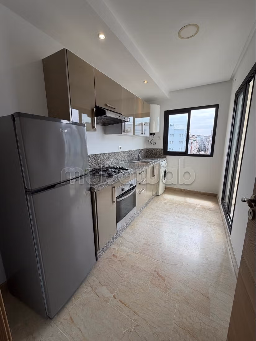Superb sunny apartment with balcony