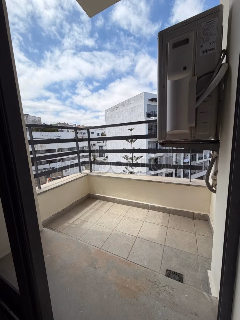 Superb sunny apartment with balcony