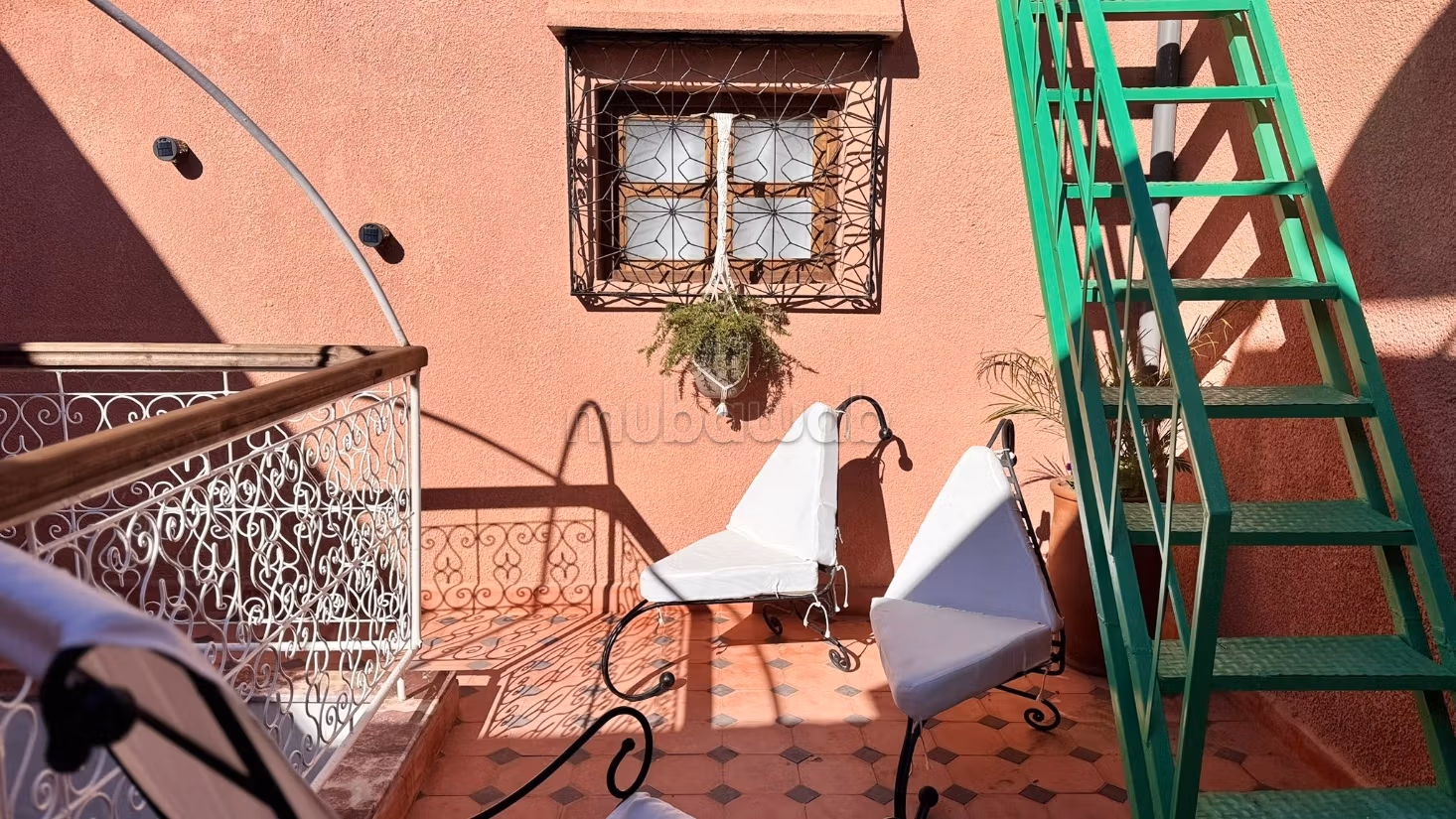 Opportunité à vendre Riad titré, 200 m², proche médina